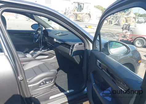 2019 Porsche Cayenne from USA, damaged, VIN WP1AA2AY6KDA13900